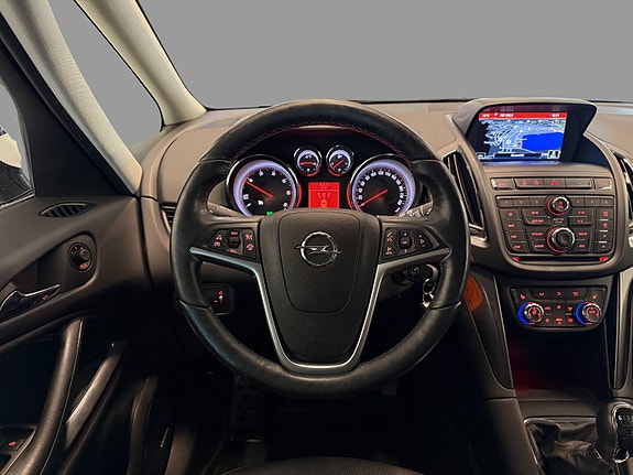 Opel Zafira Tourer 14 of 30