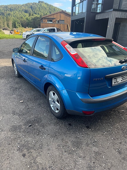 Ford Focus 5 of 5
