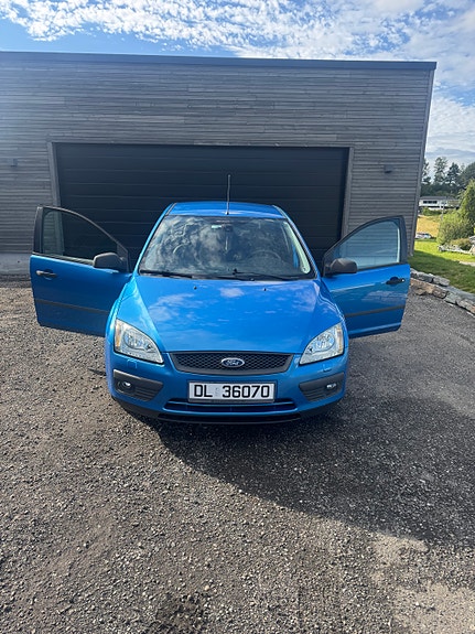 Ford Focus 7 of 24