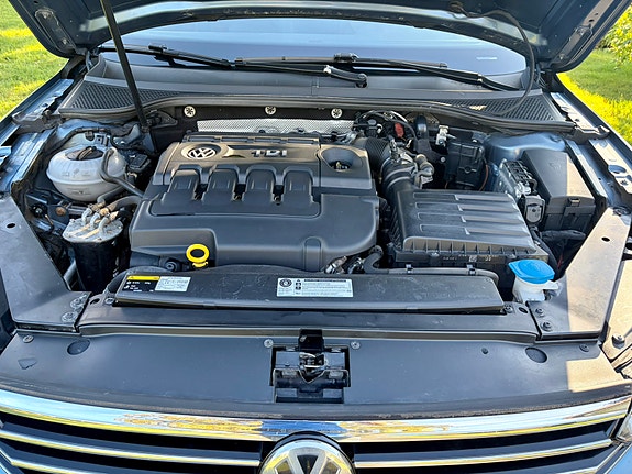 Volkswagen Passat 22 of 23
