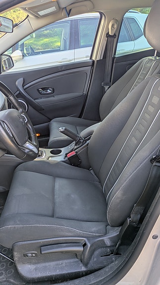 Renault Megane III 2 of 5