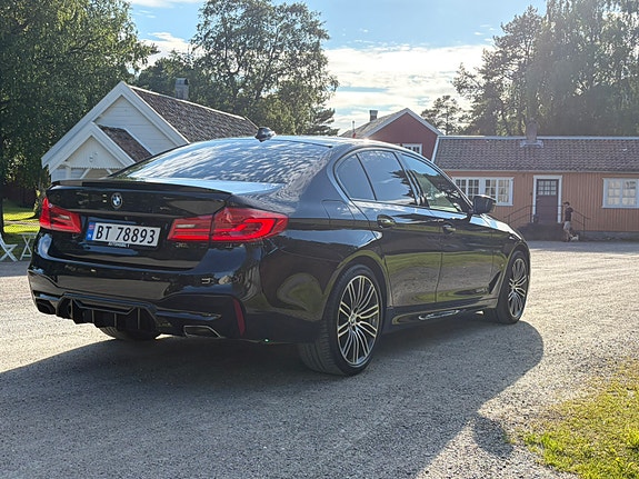 BMW 530e 10 of 30