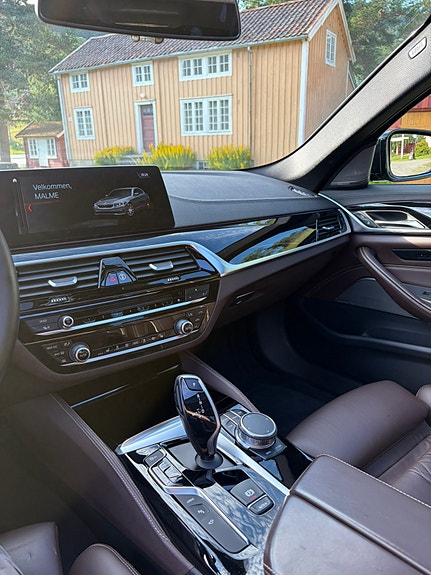 BMW 530e 24 of 30