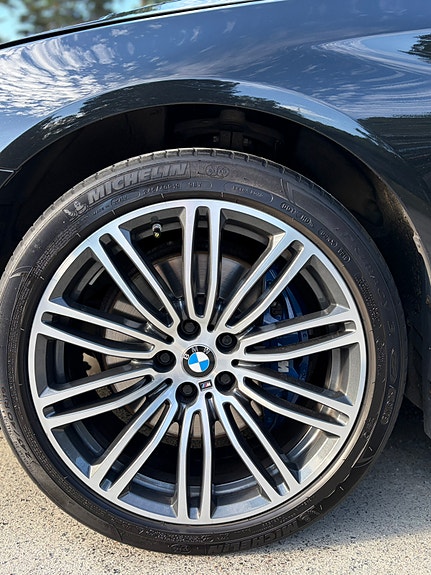 BMW 530e 16 of 30