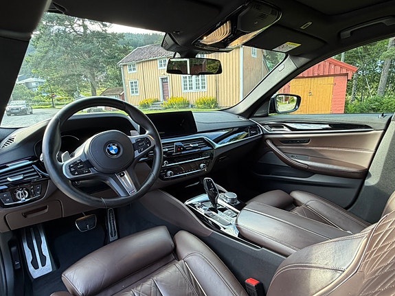 BMW 530e 18 of 30