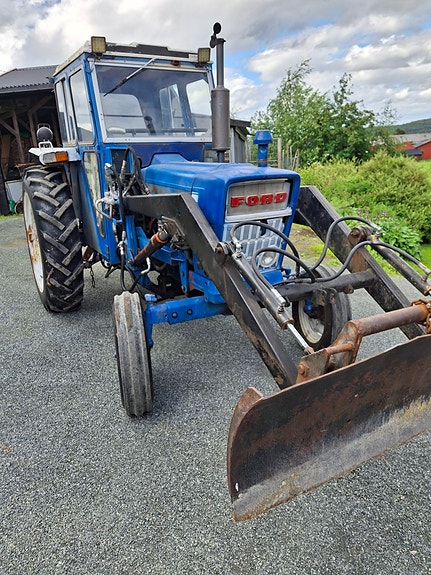 Ford 4000 4 of 4