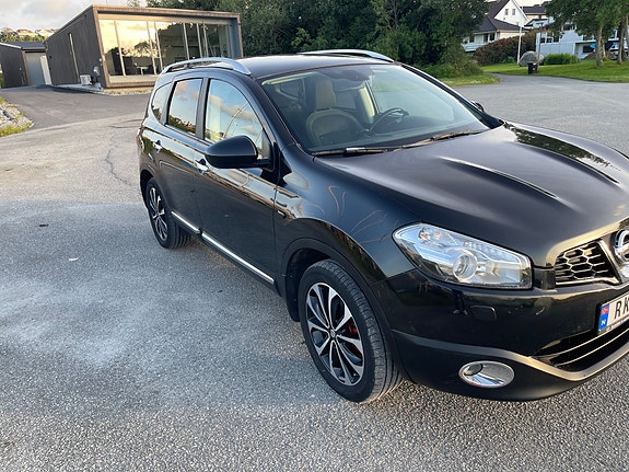 Nissan Qashqai+2 4 of 5