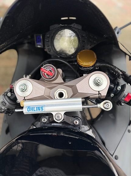 Kawasaki Ninja ZX-10R 23 of 24