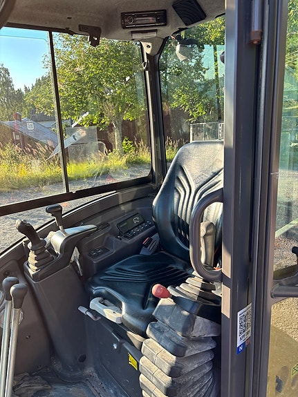 Volvo 2 of 5