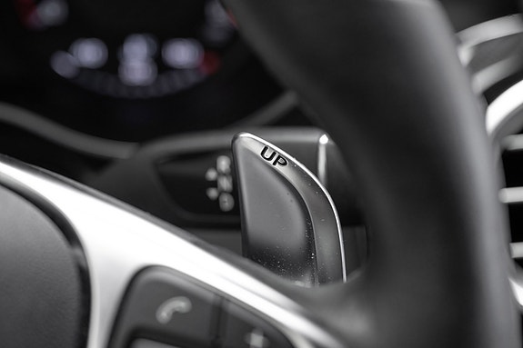 Mercedes-Benz GLC63 19 of 30