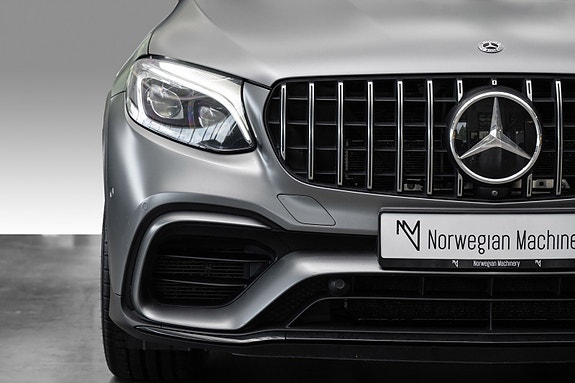 Mercedes-Benz GLC63 4 of 30