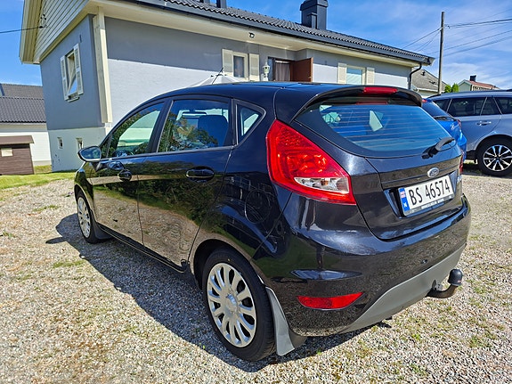 Ford Fiesta 5 of 5