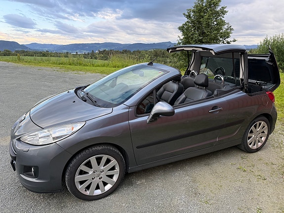 Peugeot 207 CC 3 of 20