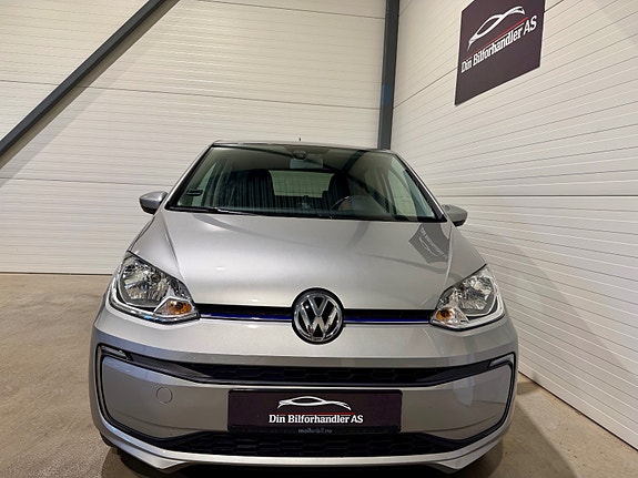Volkswagen UP! 3 of 5