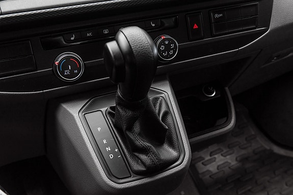 Volkswagen Transporter 17 of 29