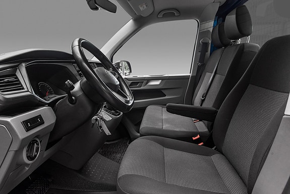 Volkswagen Transporter 10 of 29