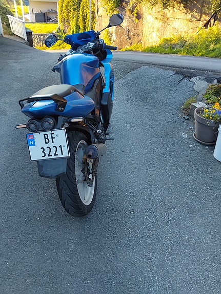 Yamaha TZR 50 3 of 5
