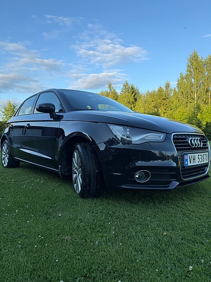 Audi A1 2 of 20