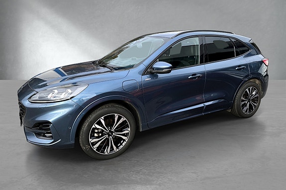 Ford Kuga 2 of 5