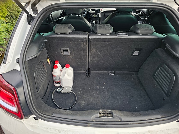 Citroen DS3 9 of 11