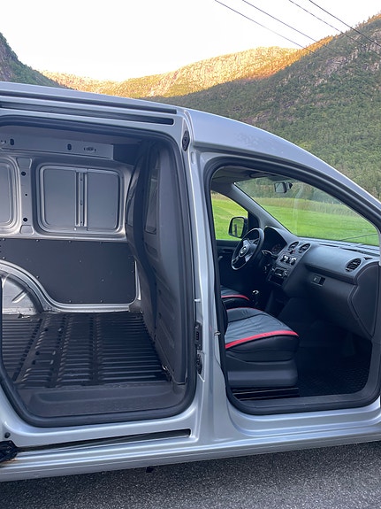 Volkswagen Caddy 3 of 9