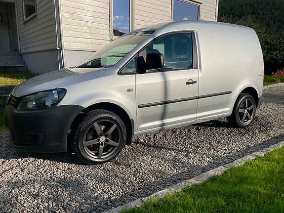 Volkswagen Caddy 2 of 9