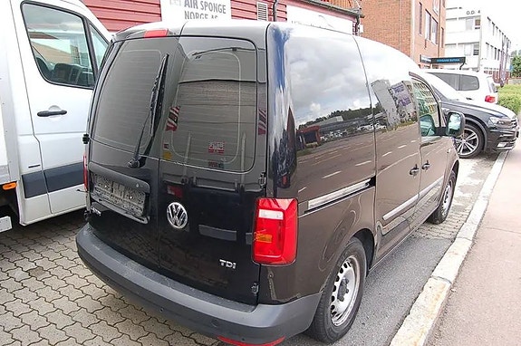 Volkswagen Caddy 4 of 5