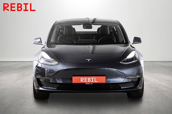 Tesla Model 3 3 of 5