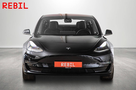 Tesla Model 3 3 of 5