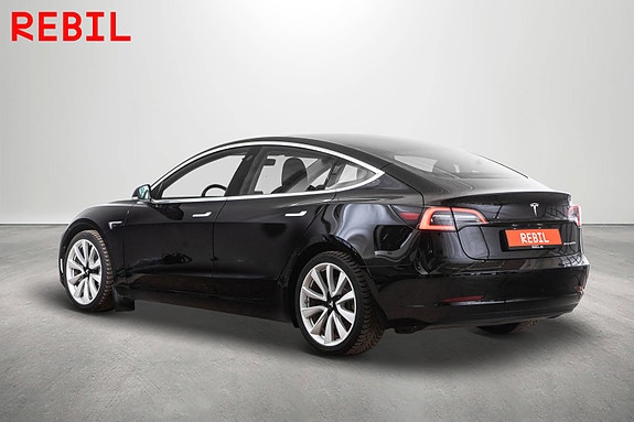 Tesla Model 3 5 of 5