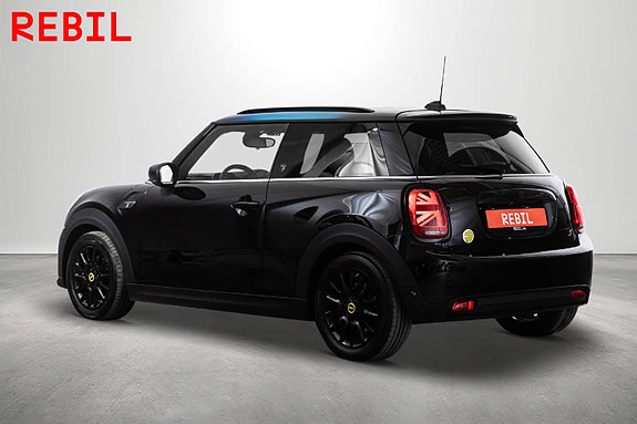 MINI Cooper SE 5 of 5