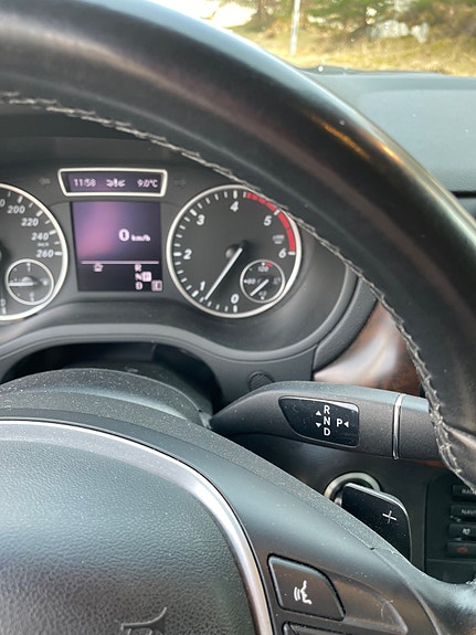 Mercedes-Benz B180 17 of 25