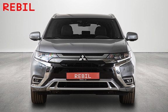Mitsubishi Outlander 3 of 5