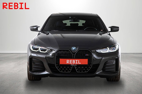 BMW i4 3 of 5