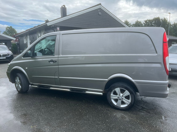 Mercedes-Benz Viano 5 of 5