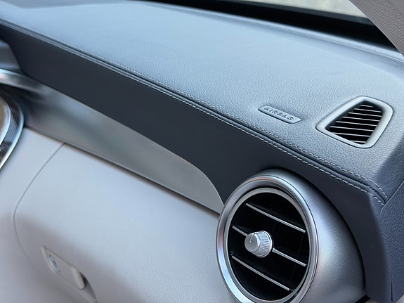 Mercedes-Benz C220 d 30 of 30