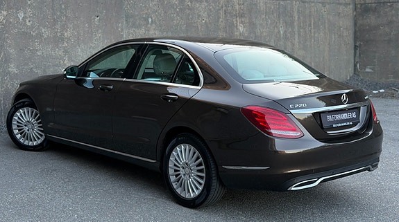 Mercedes-Benz C220 d 5 of 30