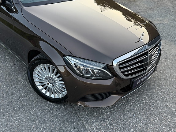 Mercedes-Benz C220 d 3 of 30