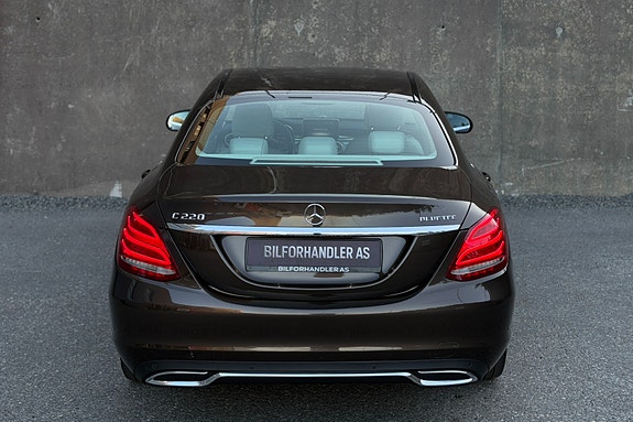 Mercedes-Benz C220 d 6 of 30
