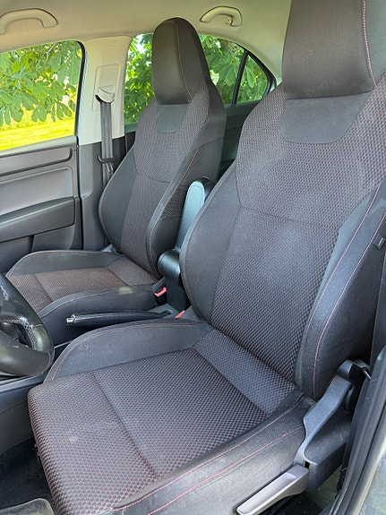 Skoda Rapid 11 of 30
