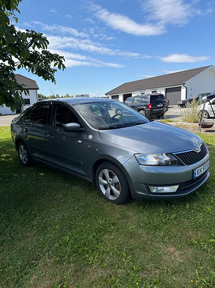 Skoda Rapid 6 of 30