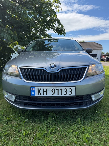 Skoda Rapid 7 of 30
