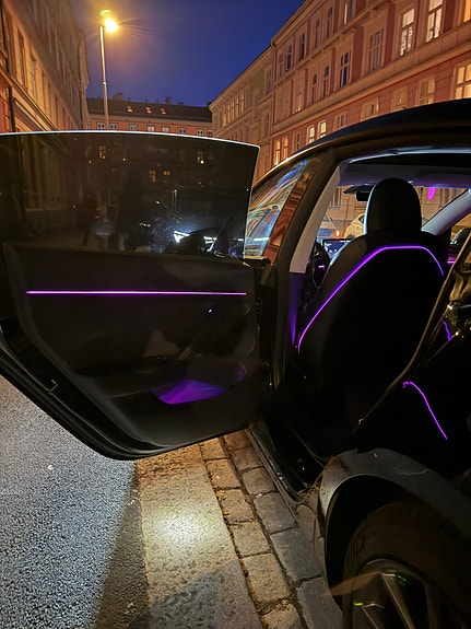 Tesla Model 3 5 of 5