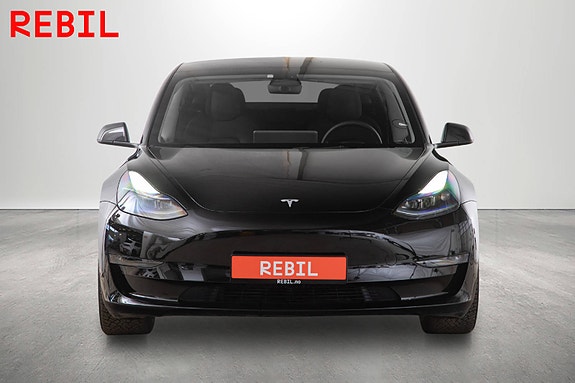 Tesla Model 3 3 of 5