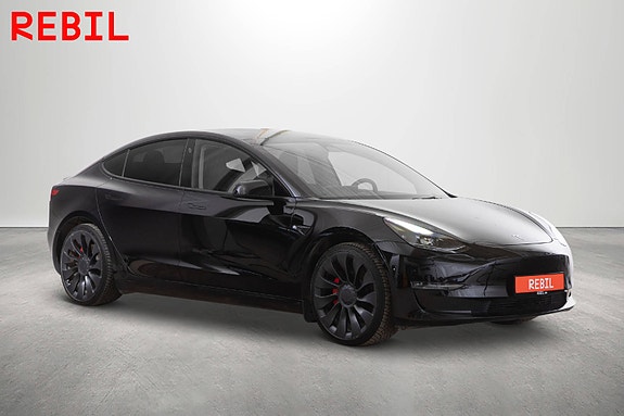 Tesla Model 3 4 of 5