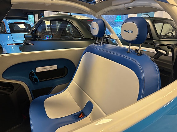 Microlino Spiaggina Cabriolet / Medium Range 177km / Beach / Fina 12 of 30
