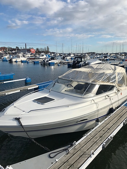 Marex 7100 Touring Sport – norskbygget kvalitetsdaycruiser 11 of 11