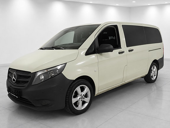 Mercedes-Benz Marco Polo 6 of 30