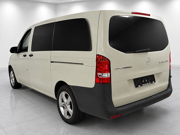 Mercedes-Benz Marco Polo 4 of 30
