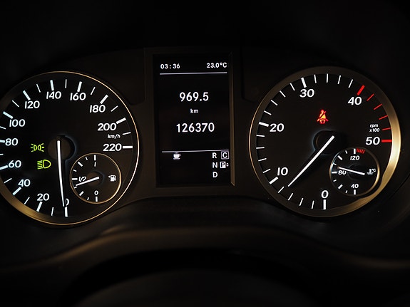 Mercedes-Benz Marco Polo 20 of 30